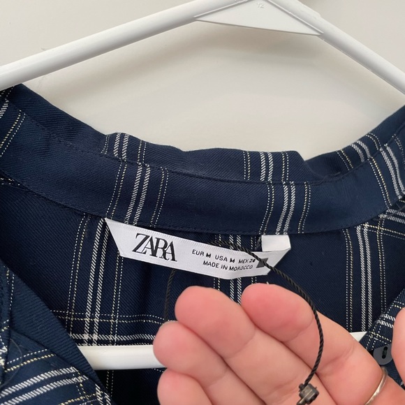 LONG BUTTON UP - Picture 4 of 6